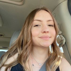 Meet your Posher, Risa